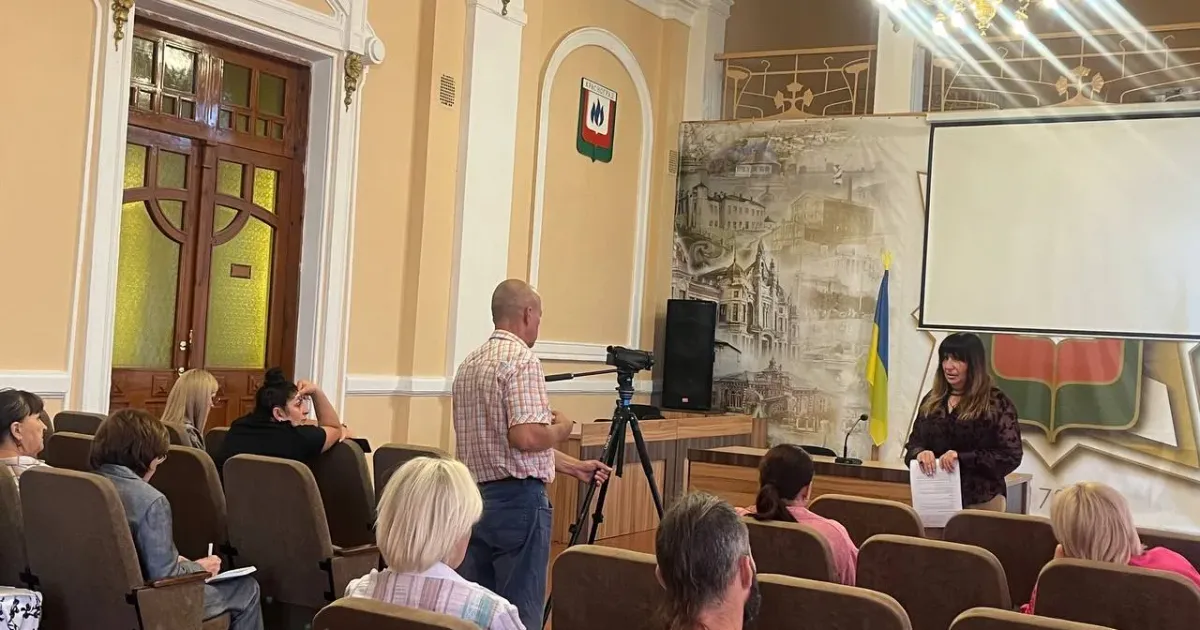 Фото з фейсбук-сторінки Красноградської міської ради У Краснограді обговорювали нові назви провулків Преображенського та Івана Котляревського на засіданні топонімічної комісії на порталі Gromada Group